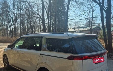 KIA Carnival, 2022 год, 3 700 000 рублей, 5 фотография