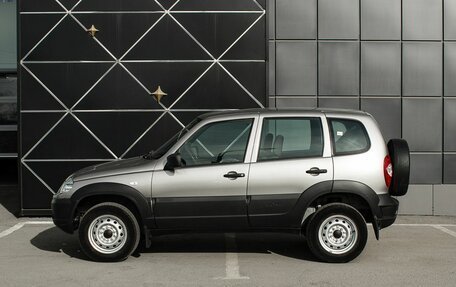 Chevrolet Niva I рестайлинг, 2019 год, 950 000 рублей, 7 фотография