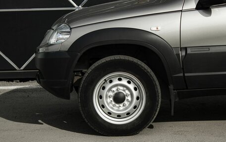 Chevrolet Niva I рестайлинг, 2019 год, 950 000 рублей, 9 фотография