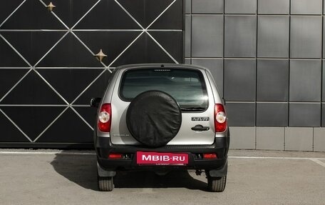 Chevrolet Niva I рестайлинг, 2019 год, 950 000 рублей, 4 фотография