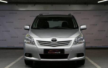 Toyota Verso I, 2010 год, 1 140 000 рублей, 2 фотография