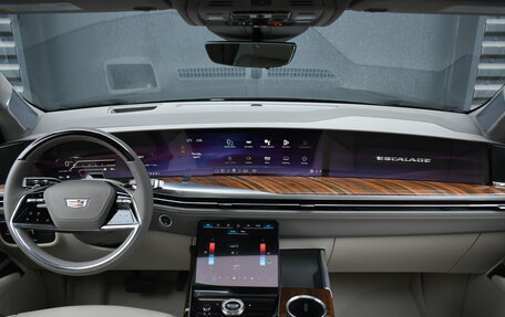 Cadillac Escalade V, 2025 год, 22 500 000 рублей, 11 фотография