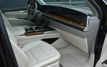 Cadillac Escalade V, 2025 год, 22 500 000 рублей, 13 фотография