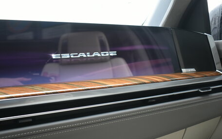 Cadillac Escalade V, 2025 год, 22 500 000 рублей, 26 фотография