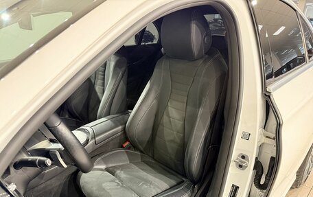 Mercedes-Benz E-Класс, 2022 год, 4 990 000 рублей, 13 фотография