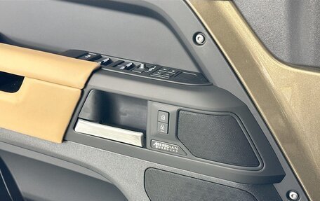 Land Rover Defender II, 2025 год, 14 214 000 рублей, 15 фотография