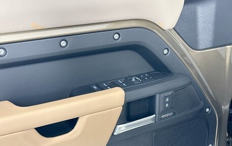 Land Rover Defender II, 2025 год, 14 214 000 рублей, 14 фотография