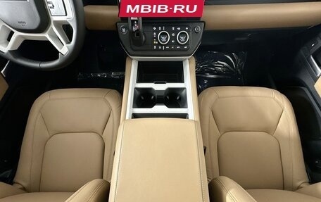 Land Rover Defender II, 2025 год, 14 214 000 рублей, 21 фотография