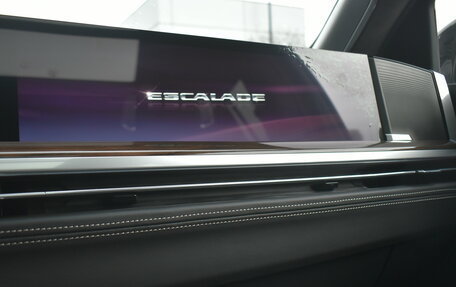 Cadillac Escalade V, 2024 год, 22 000 000 рублей, 15 фотография