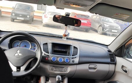 Mitsubishi L200 IV рестайлинг, 2008 год, 1 150 000 рублей, 8 фотография