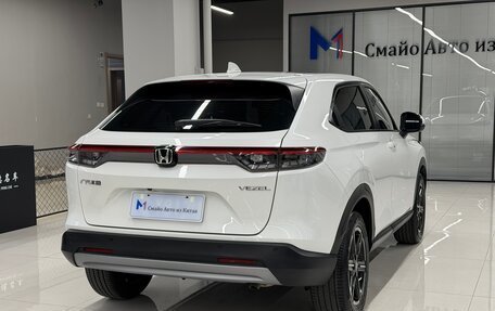 Honda Vezel, 2023 год, 1 664 000 рублей, 6 фотография
