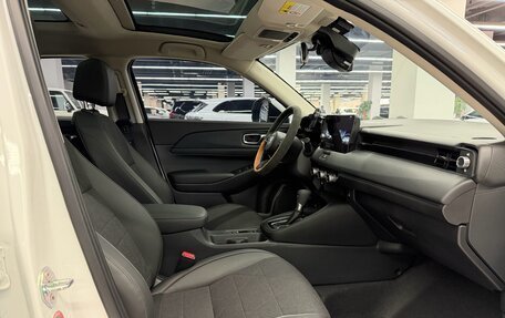 Honda Vezel, 2023 год, 1 664 000 рублей, 9 фотография