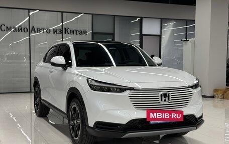 Honda Vezel, 2023 год, 1 664 000 рублей, 2 фотография