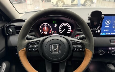 Honda Vezel, 2023 год, 1 664 000 рублей, 16 фотография
