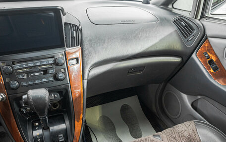 Lexus RX IV рестайлинг, 1998 год, 899 000 рублей, 19 фотография