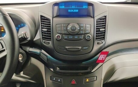 Chevrolet Orlando I, 2012 год, 980 000 рублей, 11 фотография