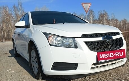 Chevrolet Cruze II, 2011 год, 680 000 рублей, 1 фотография