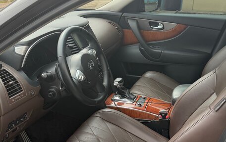 Infiniti QX70, 2014 год, 2 000 000 рублей, 6 фотография