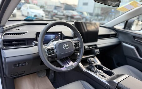 Toyota RAV4, 2026 год, 4 650 000 рублей, 22 фотография