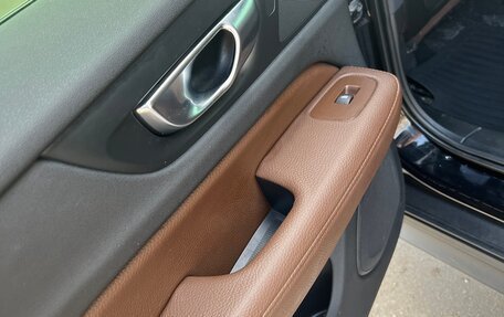 Volvo V60 Cross Country II, 2021 год, 4 650 000 рублей, 20 фотография