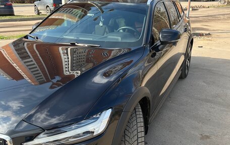 Volvo V60 Cross Country II, 2021 год, 4 650 000 рублей, 13 фотография