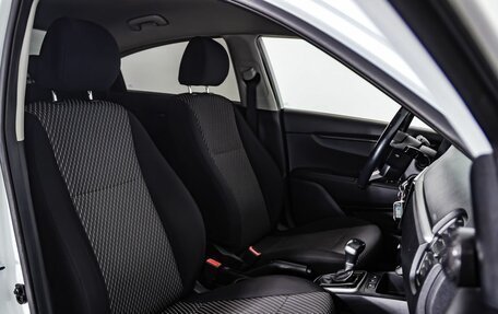 KIA Rio IV, 2018 год, 1 200 000 рублей, 10 фотография