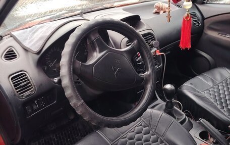 Mitsubishi Carisma I, 2001 год, 300 000 рублей, 10 фотография