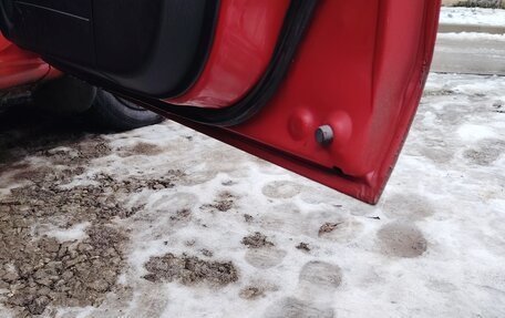 Mitsubishi Carisma I, 2001 год, 300 000 рублей, 19 фотография