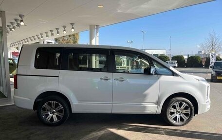 Mitsubishi Delica D:5 I, 2023 год, 3 000 999 рублей, 4 фотография