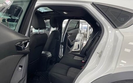 Mazda CX-4, 2022 год, 2 462 505 рублей, 10 фотография