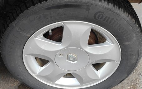 Renault Sandero I, 2013 год, 800 000 рублей, 16 фотография