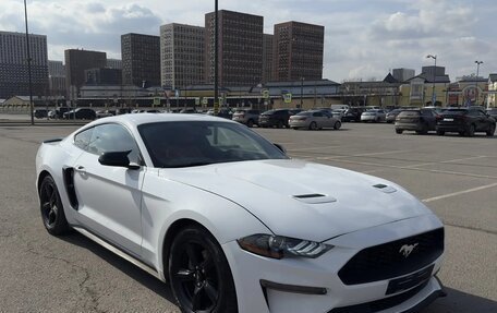 Ford Mustang VI рестайлинг, 2018 год, 2 590 000 рублей, 10 фотография