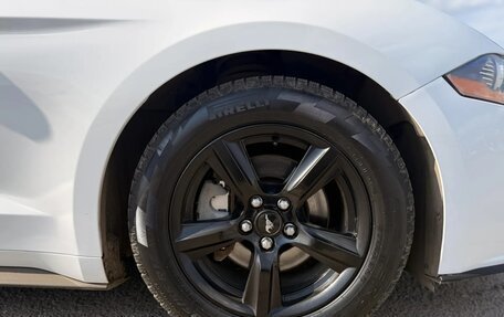 Ford Mustang VI рестайлинг, 2018 год, 2 590 000 рублей, 16 фотография