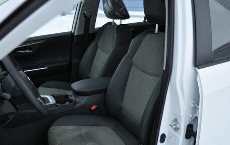 Toyota RAV4, 2025 год, 4 550 000 рублей, 10 фотография