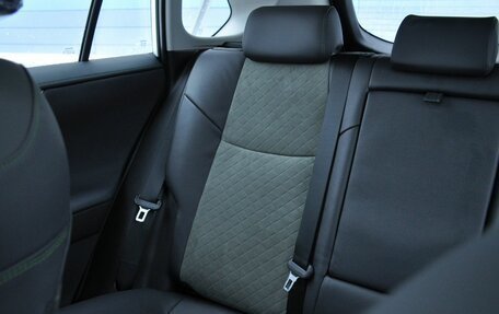 Toyota RAV4, 2025 год, 4 550 000 рублей, 19 фотография