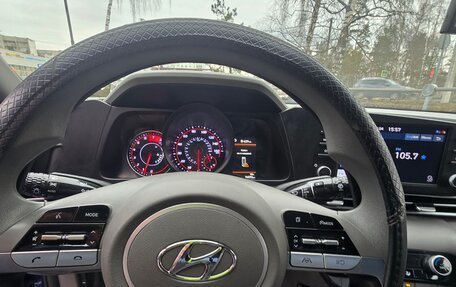 Hyundai Elantra, 2021 год, 1 850 000 рублей, 6 фотография