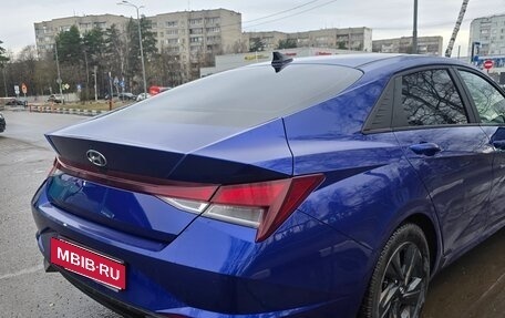 Hyundai Elantra, 2021 год, 1 850 000 рублей, 2 фотография