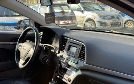 Hyundai Elantra VI рестайлинг, 2016 год, 1 155 000 рублей, 8 фотография