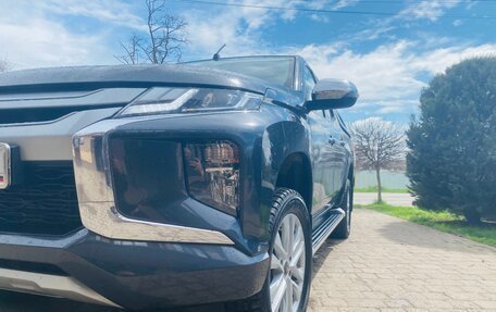 Mitsubishi L200 IV рестайлинг, 2022 год, 3 800 000 рублей, 3 фотография