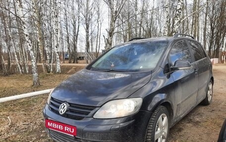 Volkswagen Golf Plus I, 2008 год, 490 000 рублей, 2 фотография