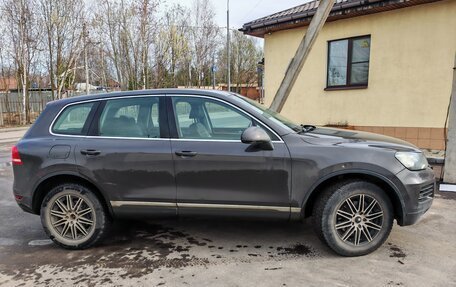 Volkswagen Touareg III, 2012 год, 1 700 000 рублей, 9 фотография