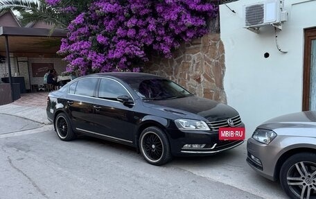 Volkswagen Passat B7, 2012 год, 1 290 000 рублей, 2 фотография