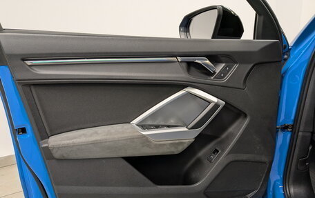 Audi Q3, 2019 год, 2 700 000 рублей, 18 фотография