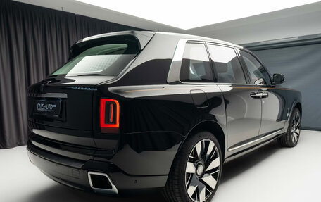 Rolls-Royce Cullinan, 2026 год, 66 500 000 рублей, 6 фотография