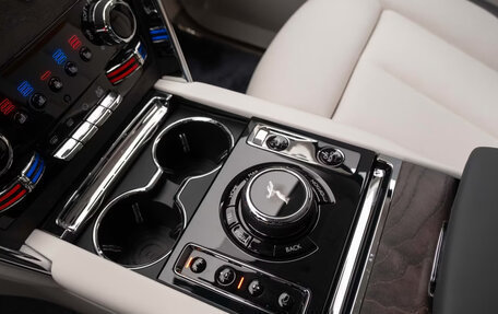 Rolls-Royce Cullinan, 2026 год, 66 500 000 рублей, 18 фотография