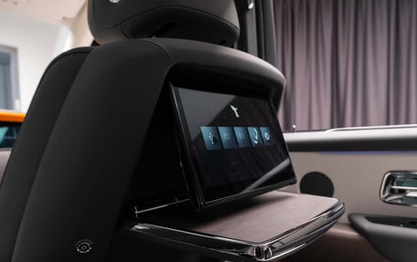 Rolls-Royce Cullinan, 2026 год, 66 500 000 рублей, 27 фотография