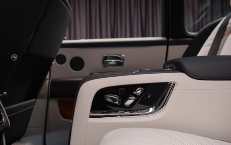 Rolls-Royce Cullinan, 2026 год, 66 500 000 рублей, 33 фотография