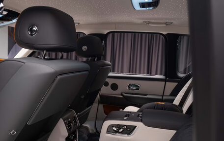 Rolls-Royce Cullinan, 2026 год, 66 500 000 рублей, 31 фотография