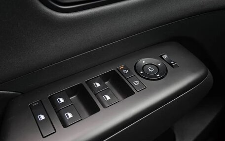 Hyundai Kona, 2024 год, 2 698 000 рублей, 17 фотография