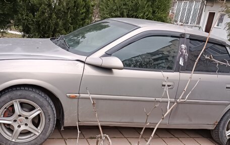 Opel Vectra B рестайлинг, 1997 год, 310 000 рублей, 1 фотография